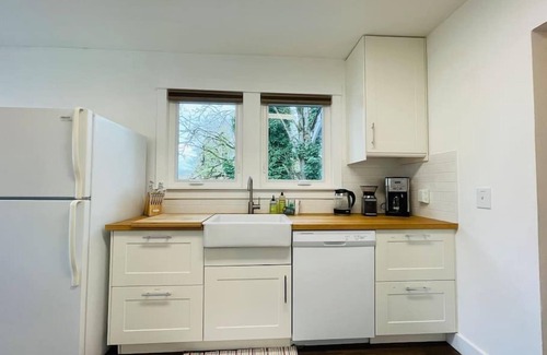 Seattle Cottage | Phinneywood Cottage - Greenlake - Zoo - Phinney
