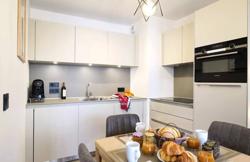 Bergers Apartment | PHOC23 Apartment for 4 people in residence with swimming pool