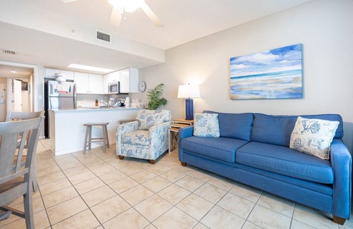 Gulf Shores Condo | Phoenix Hotels on West Beach! GULF FRONT Balcony ~ Full Kitchen!
