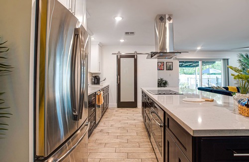 Park Scottsdale One House | Piña Bonita – 3BR Tropical Retreat w/Amazing Pool