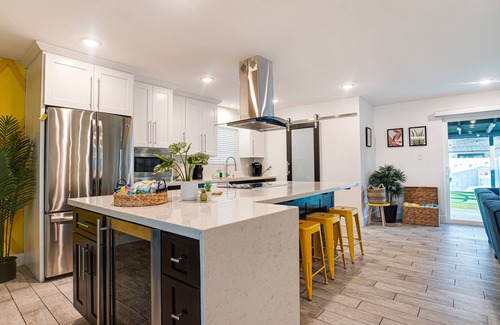 Park Scottsdale One House | Piña Bonita – 3BR Tropical Retreat w/Amazing Pool