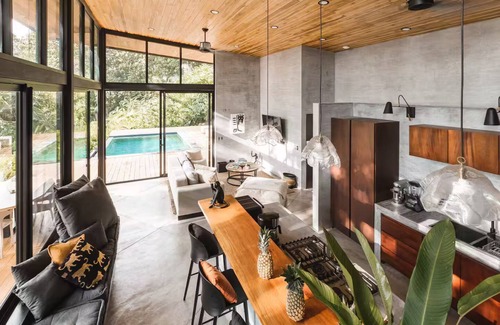 Pavones Villa | Piña Hills - Close to surf + Pool + FAST internet
