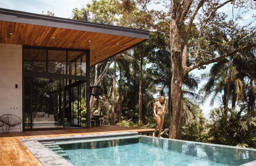 Pavones Villa | Piña Hills - Close to surf + Pool + FAST internet