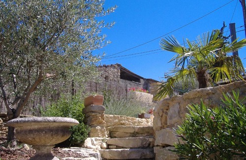 Mollans-sur-Ouveze House | piaureve