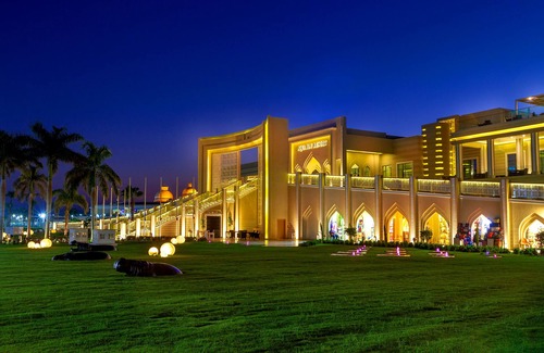 Village Road Hotel | Pickalbatros Aqua Blu Resort - Hurghada