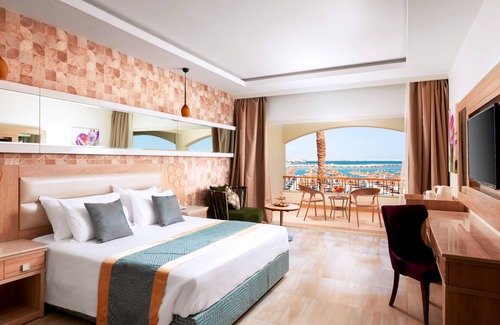 Village Road Resort | Pickalbatros Dana Beach Resort - Hurghada