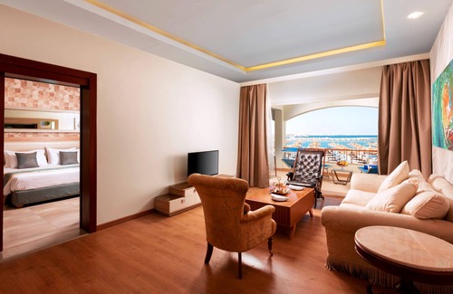 Village Road Resort | Pickalbatros Dana Beach Resort - Hurghada