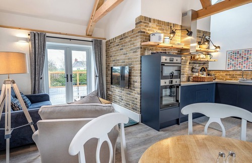 Whitland Cottage | Picked for its glorious views - perfect romantic getaway.