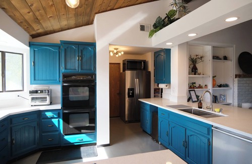 Ramona House | Picturesque Spanish Casa on Ramona Hilltop