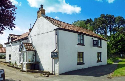 Scarborough House | Piglet Cottage
