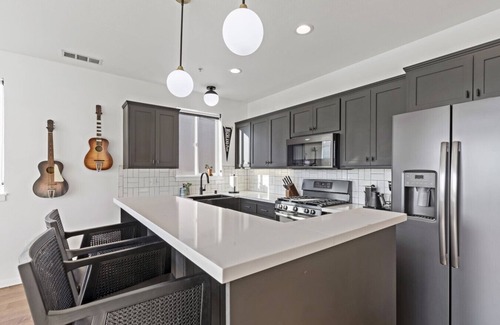 Downtown Apartment | Pine at Evergreen - Boutique Hotel