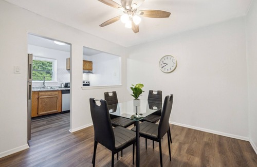 Newark Apartment | Pine Brook 1108 I Pool Gym I Free Parking !