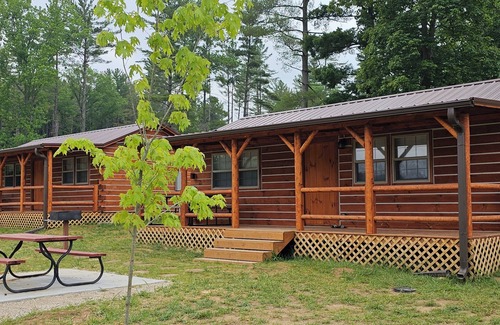 English Cabin | Pine Camping Cabin