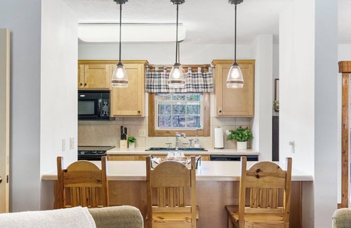 Reeds Spring House | Pine Grove Cabin