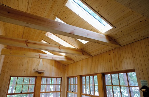 Remer Cabin | Pinepoint Retreat with Lakeside Sauna