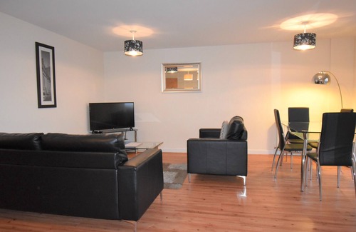 Northampton Apartment | Pinnacle 2 - City Centre 2 Bedroom 2 Bathroom Apartment