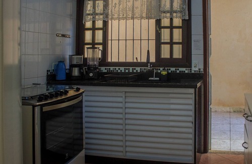 Tupy House | Piscina Aquecida, Ar Condicionado, Área Gourmet, Bilhar