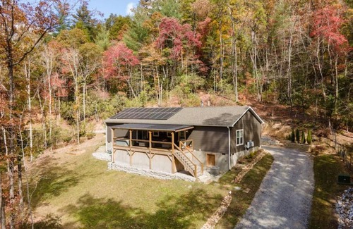Asheville House | Pisgah Private Retreat Family Getaway with Hot Tub