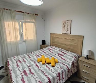 Cadiz Apartment | Piso calidad precio junto a la Playa de la Victoria