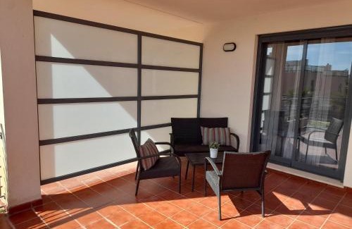 San Jorge Apartment | Piso de lujo - descansar y trabajar en Golf Panoramica para 4 pers - internet fibra GRATIS