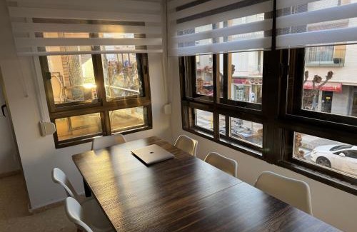 Benicassim Apartment | Piso en avenida principal 4 habitaciones