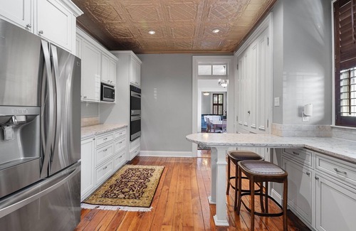 Manchester House | Pittsburgh Stay – Walk to Stadiums, Stage AE + Casino, Remote-Work Ready