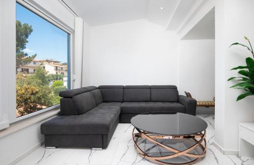 Pjescana Uvala Apartment | Pjescana Uvala Sea View Apartment