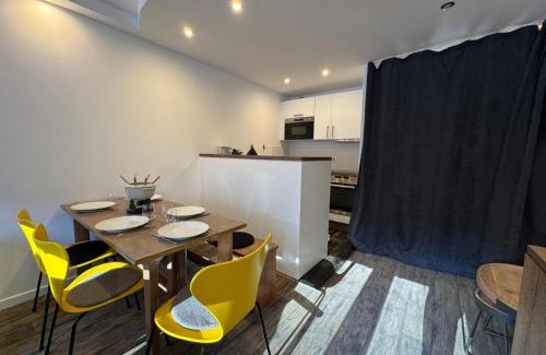 Val Claret Apartment | PLA134 - SUPERBE Appt 4-6pers traversant coeur val Claret