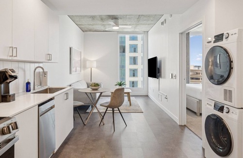 Downtown Phoenix Apartment | Placemakr Downtown Phoenix