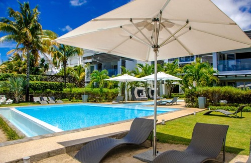 Pointe aux Biches Apartment | Plage Bleue Beachfront Suites by Dream Escapes