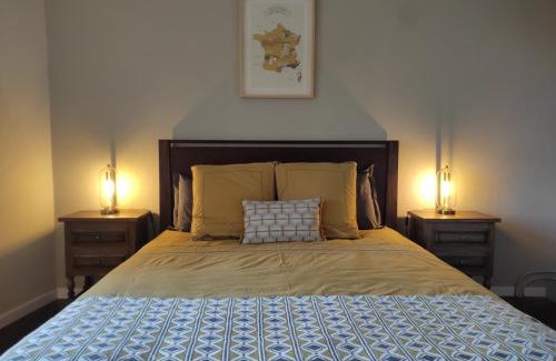 Pays-de-Belves Bed & Breakfast | Planches et Plonk