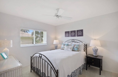 Marco Island House | Plantation Ct. 725 Beautiful Waterfront Pool Home! 3 Bedroom Home by Redawning