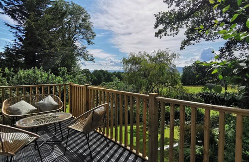 Pentrefelin Cottage | Plasbach Cottage is the perfect family getaway in the Countryside.