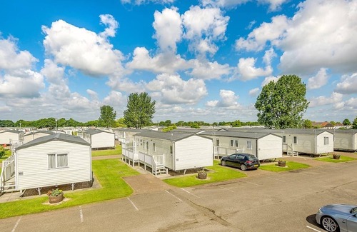 Skegness Ski Chalet | Platinum 2 Bed Lodge