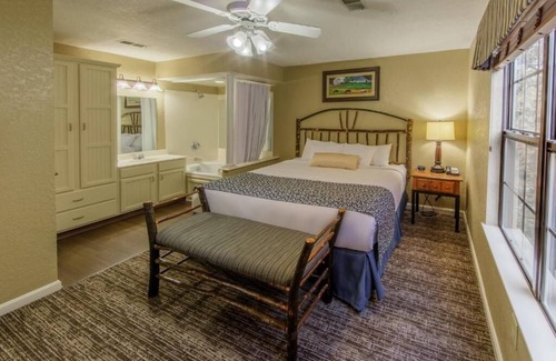 South Lee Hotel | Play, Soak, Repeat | 4 Spacious Villas w/Pools, Game Room, Trails & BBQ Decks