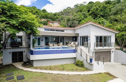 Panama Beach House | Playa Hermosa 4BR Sleep 8 Private Pool Ocean View