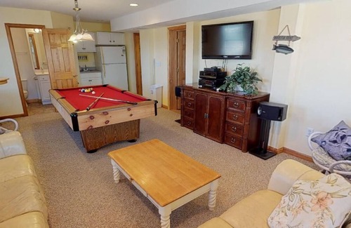 Corolla House | Playing Hooky FREE POOL HEAT for open Sept weeks! 4x4 beach, pets