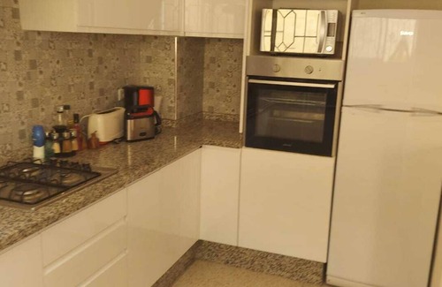 Cite Charaf House | PLEASANT SUNNY VILLA RESIDENTIAL AREA wifi - garden - patio