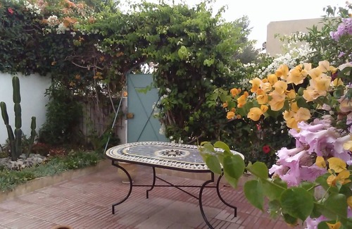 Cite Charaf House | PLEASANT SUNNY VILLA RESIDENTIAL AREA wifi - garden - patio