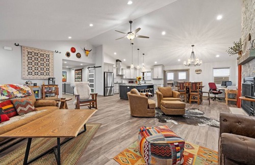 Sturgis Apartment | Pleasant Valley Getaway