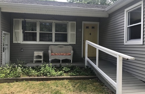 Waterford House | PLEASURE BEACH Area of Waterford,