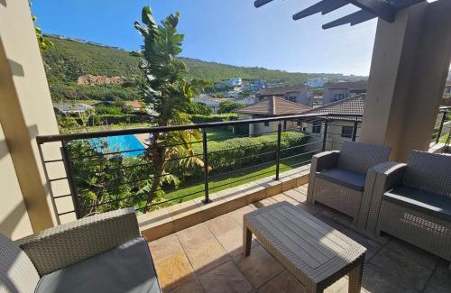 Plettenberg Bay Apartment | Plettenberg Bay Unit 17 Whale Rock Gardens Apartment with Backup Power