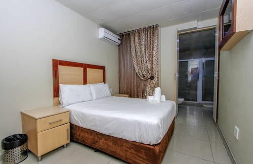 Glenwood Hotel | PLM Lodge