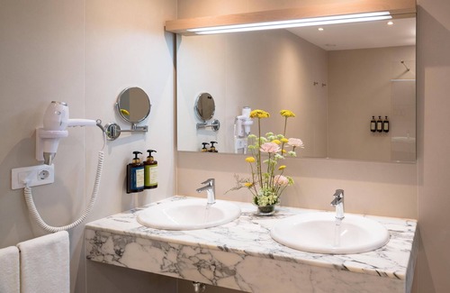 Puerto del Carmen Hotel | Plus Fariones Suite Hotel