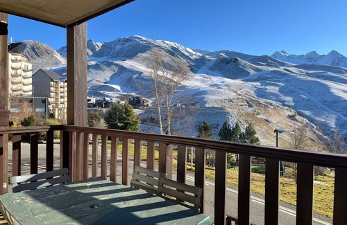 Peyragudes Apartment | PMR T3 Apartment in Peyragudes, near slopes, Spassio access, pets allowed
