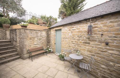 Leyburn House | Poachers Cottage