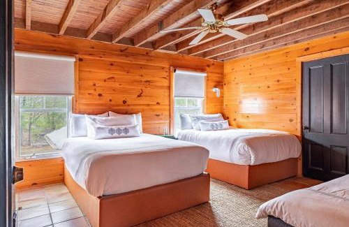 Beemerville House | Poconos Mansion with Pool Hot Tub and Sauna Tennis and Lake