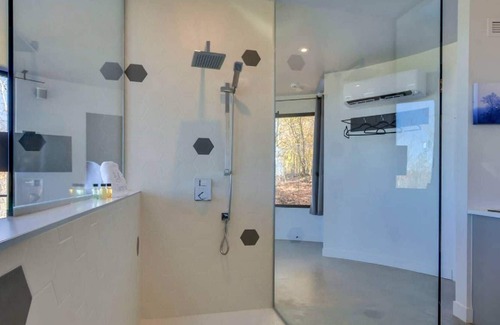 La Conception Ski Chalet | Pod at Bel Air - Ideal for a couple - Jacuzzi & private sauna - Bbq - Fireplace