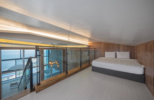 Pohang House | Pohang Soyu Garden Pool Villa