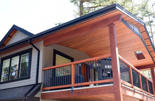 Comox House | Point Holmes Carriage House